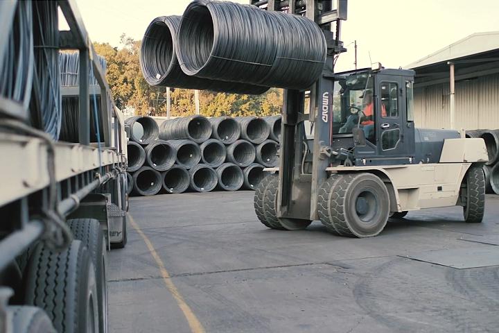 Neumann Steel Chapter 4